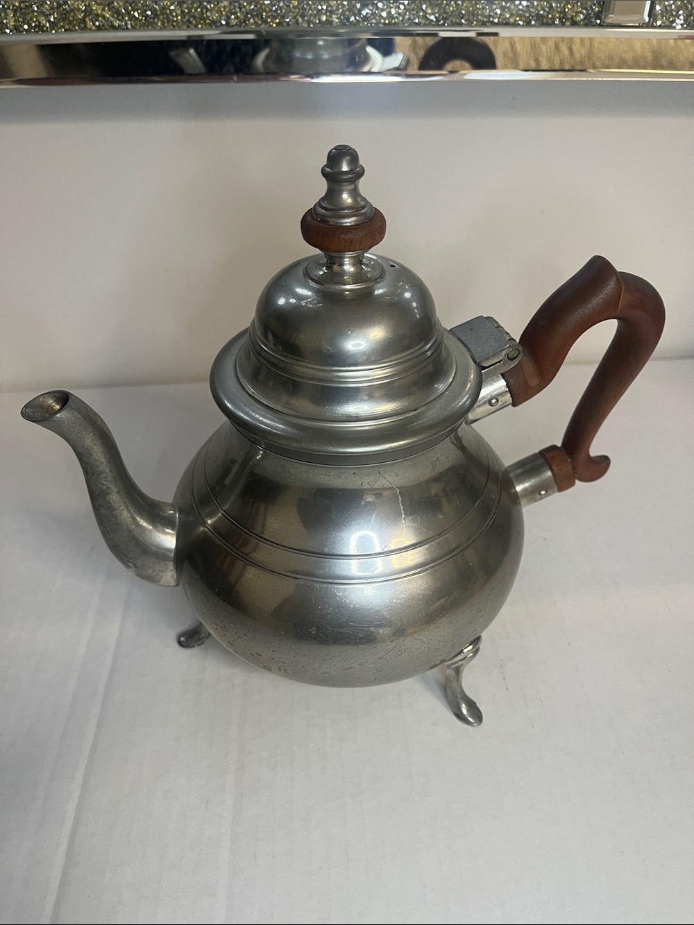 Vintage Williamsburg Stieff Pewter Footed Coffee/Tea Pot
